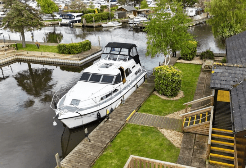 White Boat